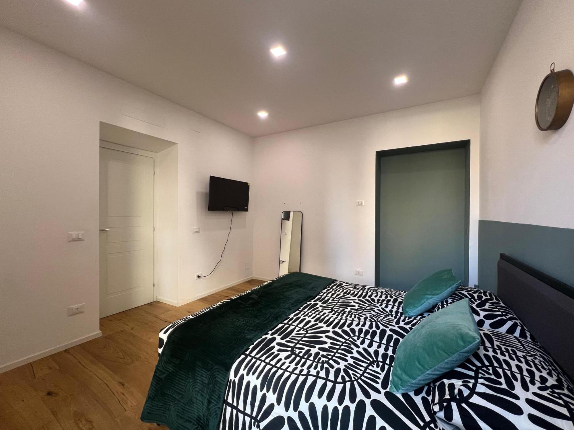 Antares - Boutique Apartment Rzym Zewnętrze zdjęcie